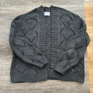 Old Navy open front dark gray crocheted cardigan- small. EUC!